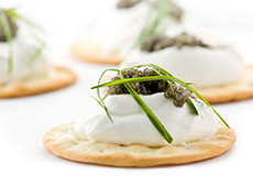 Kaufen Sie Probierset aus 3 verschiedenen Sorten Störkaviar IKRiNKA
