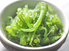 Салат из водорослей Вакаме купить IKRiNKA