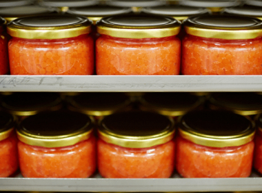 How to store caviar properly?