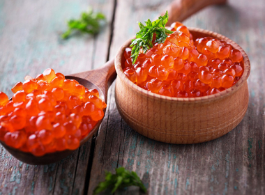 How to distinguish real caviar: tips and tricks